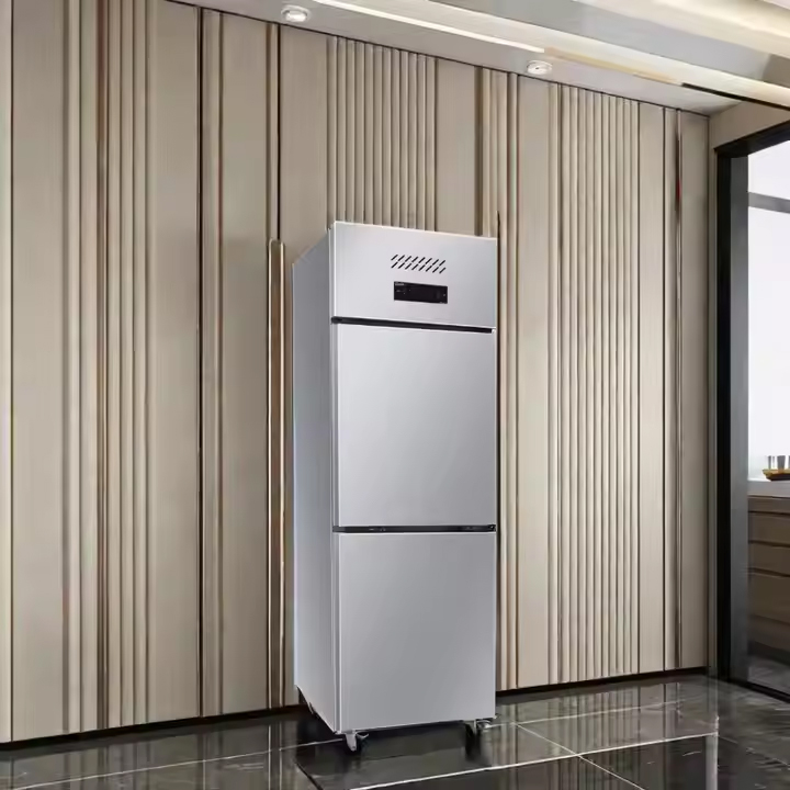 To-dørs køkkenkøleskab i rustfrit stål To-dørs køkkenkøleskab i rustfrit stål